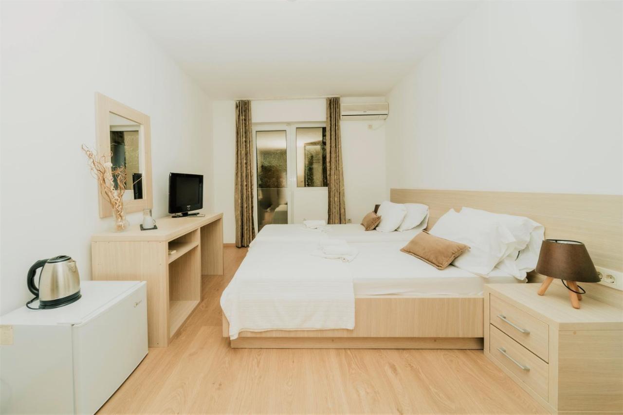 Guesthouse Radjen Sveti Stefan Esterno foto